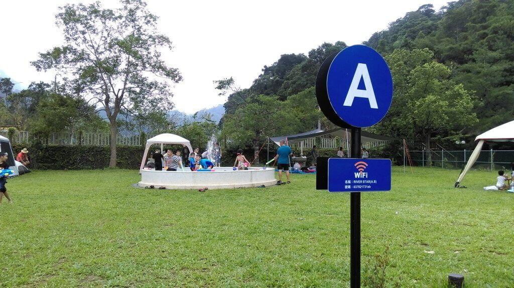 29266627406_8f238c6c4c_k